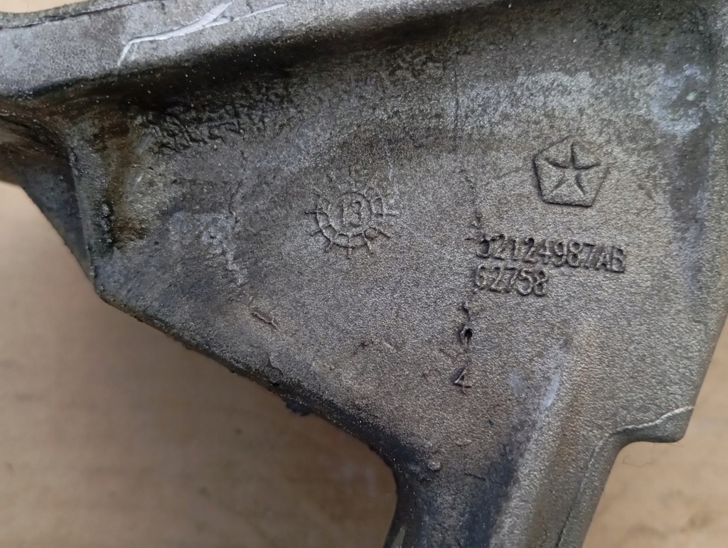 фото №12, Dodge durango 3.6 2014 jeep grand cherokee wk2 кронштейн двигателя левая правая