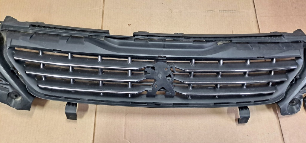 фото №6, Peugeot 308 ii t9 gt line 13-17r решётка радиатора решётка радиатора усилитель aa37026452