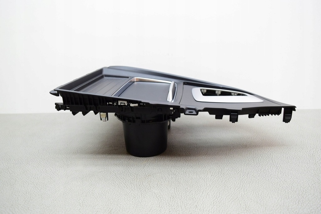 фото №15, Рамка средняя приборная панель bmw 4 coupe f32, f82 9234132 2.0l дизель 120kw