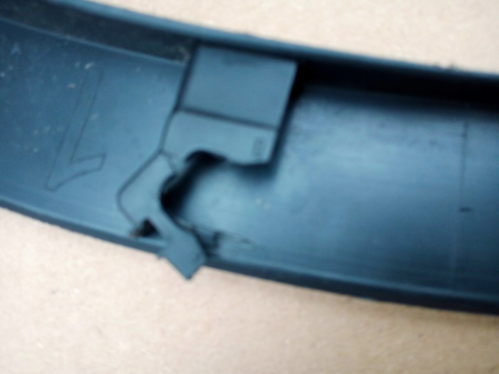 фото №10, Tesla y левая молдинг крыла перед