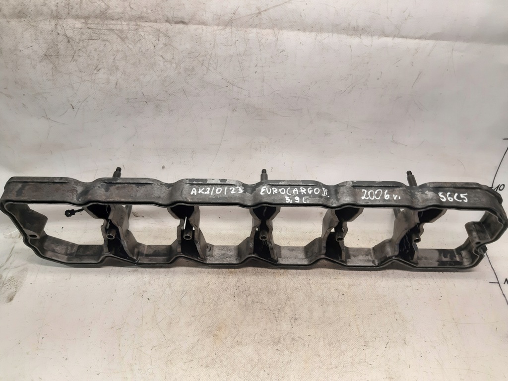 фото №11, Проставка крышки клапанов iveco eurocargo ii 5.9