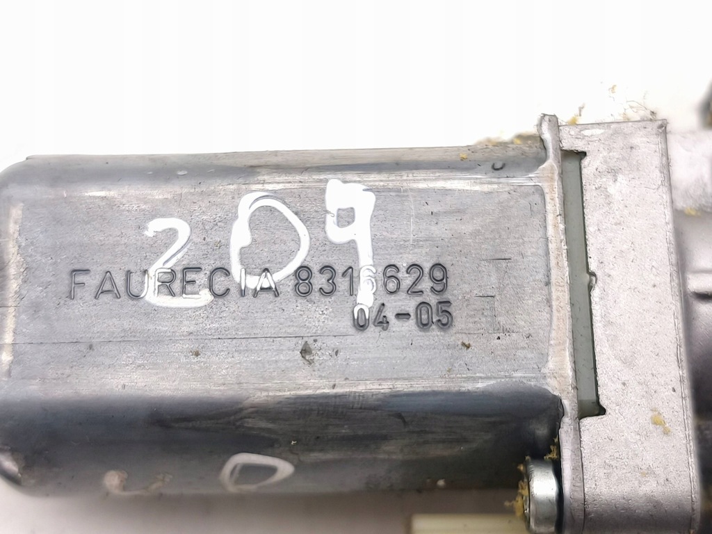 фото №8, Bmw 7 e65 e66 моторчик сиденье 2004 8316629