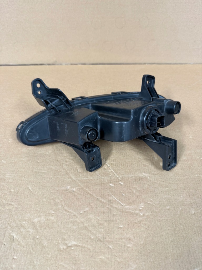 фото №7, Противотуманная фара hyundai i30 n-line drl правый 92208-s0 оригинал