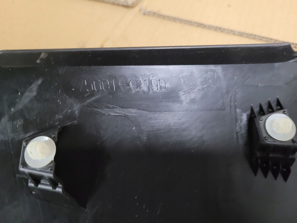 фото №9, Toyota bz4x bz4x ev 21- накладка молдинг крыла правый перед 75611-42160