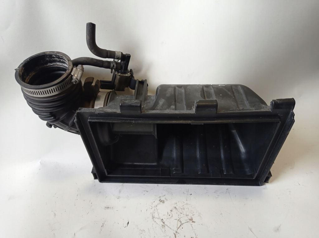 фото №5, Корпус фильтра датчик jimny 1.3 16v 86ga02