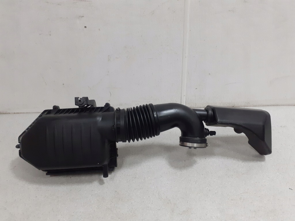 фото №1, Dodge challenger 5.7 2015- корпус foltra повітря труба 52022309ab