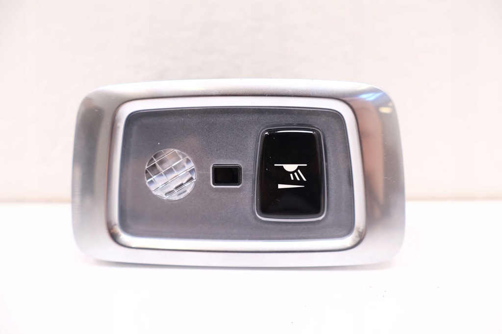 фото №1, Volvo v90 лампа стельовий задня 31497539