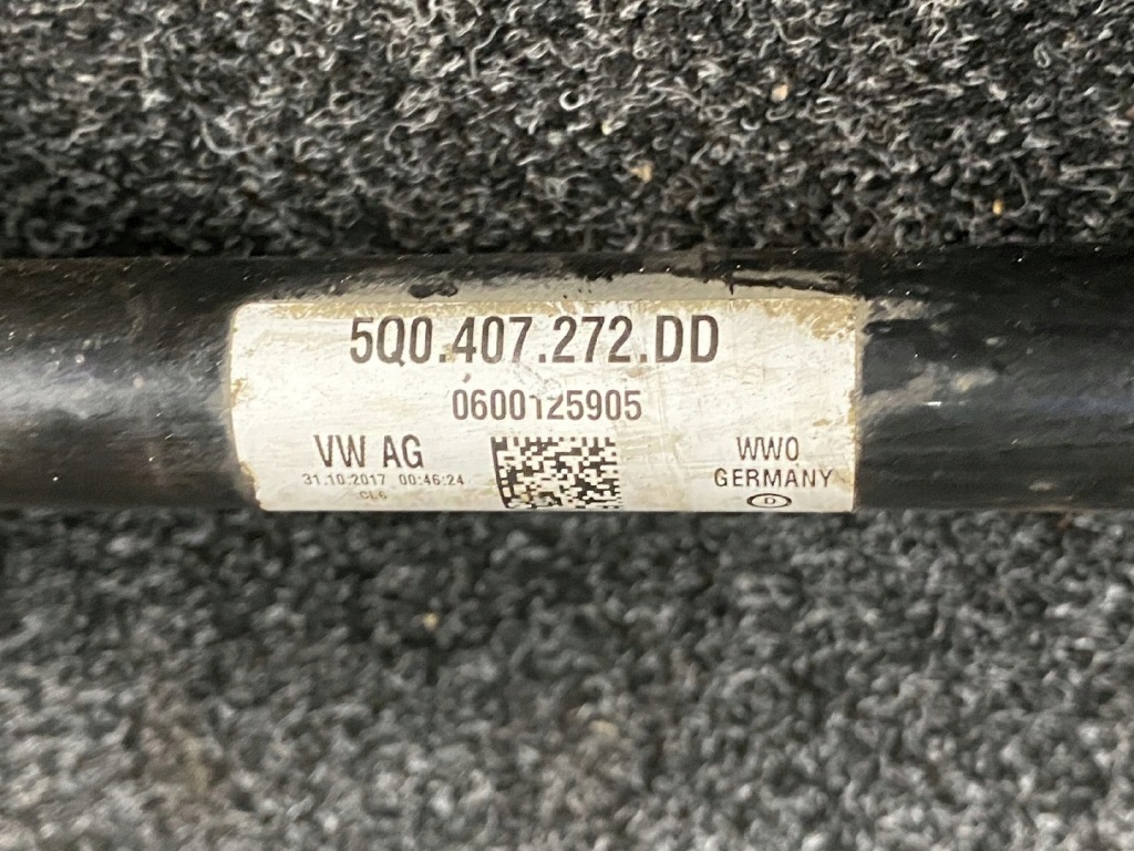 Vw golf vii 7 приводной вал приводная правая 5q0407272dd в Украине
