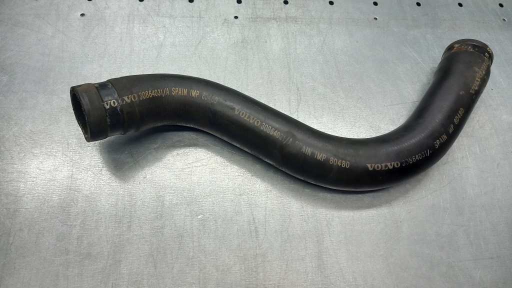 фото №1, Труба wody volvo v40 i 00-04r 30864031
