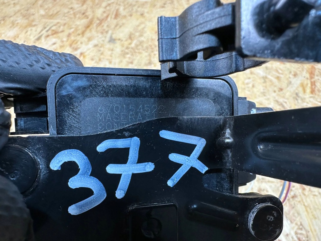 фото №9, Датчик температуры масла maserati ghibli 670154522