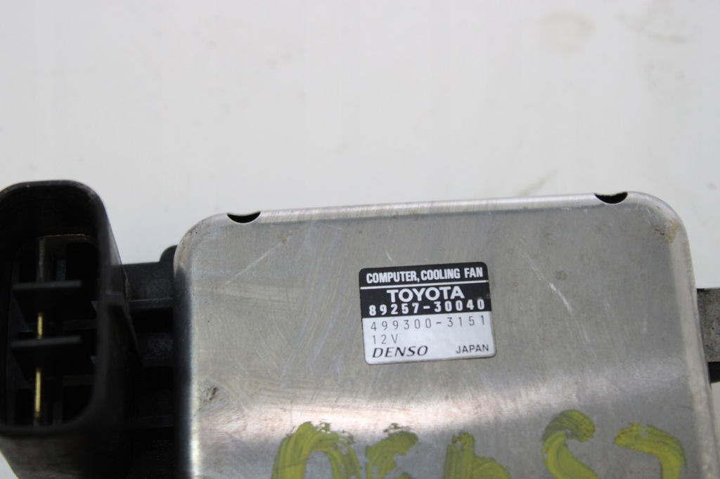 фото №4, Lexus ls ls430 v8 модуль блок керування вентилятора 89257-30040