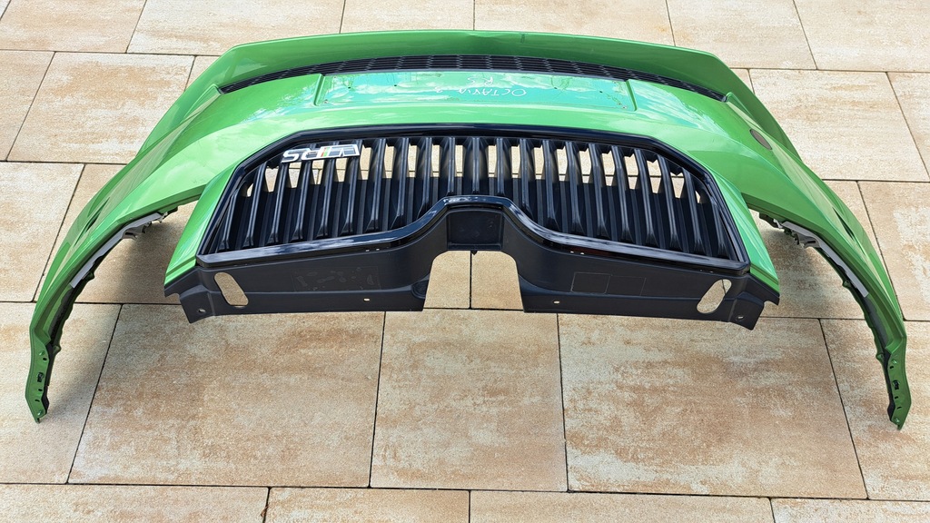 фото №6, Skoda octavia iii rs бампер перед омыватель