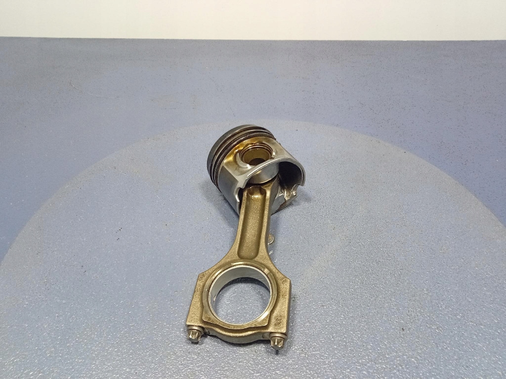 фото №1, Bmw 7 f01 f02 3,0d поршень шатун n57d30