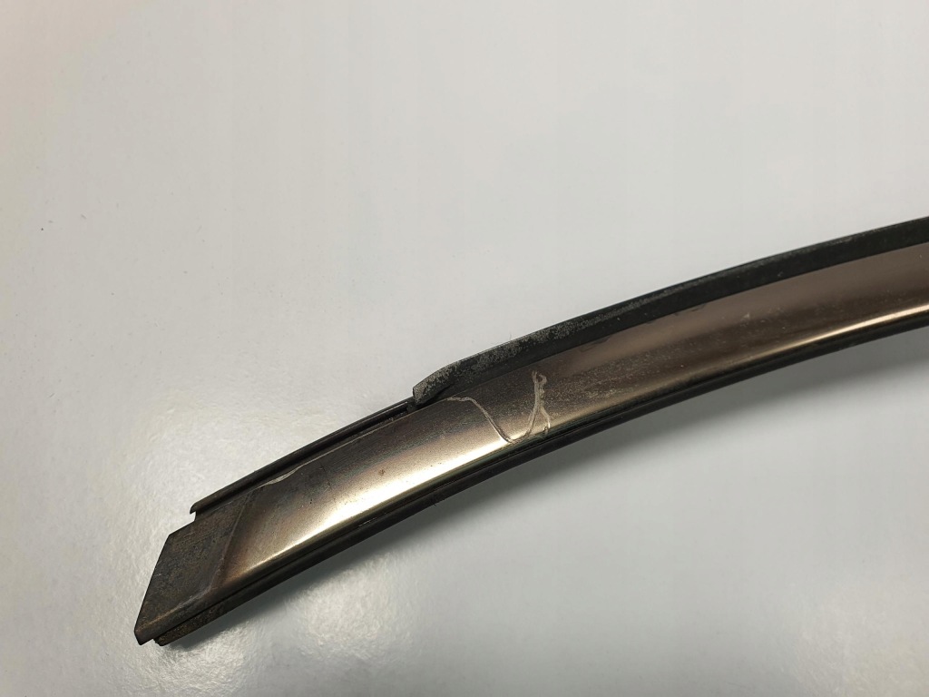 Молдинг стекло дверь левый задний  задняя mercedes w140 Недорого