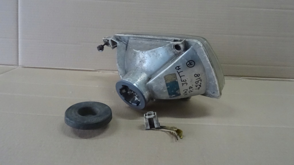 фото №2, Vw jetta фара правий перед