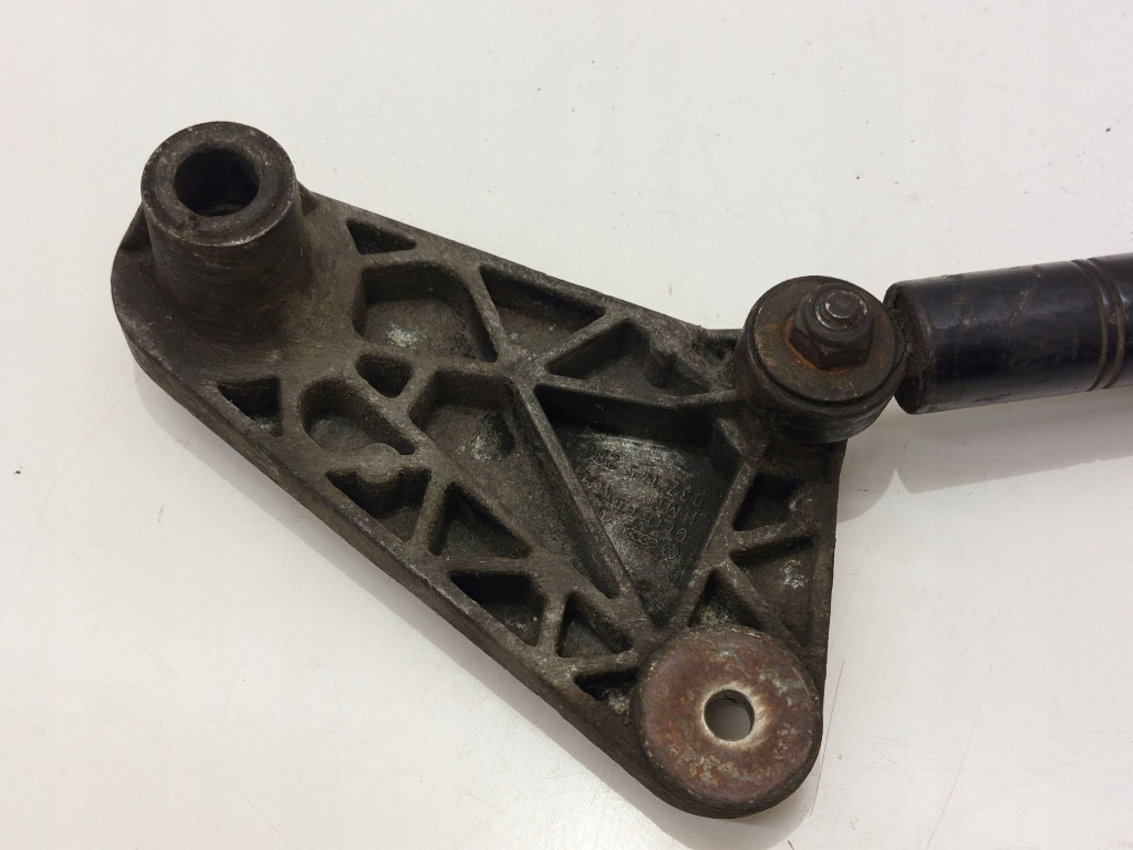 Натяжитель ремень генератора volkswagen passat b3 037145299 Недорого