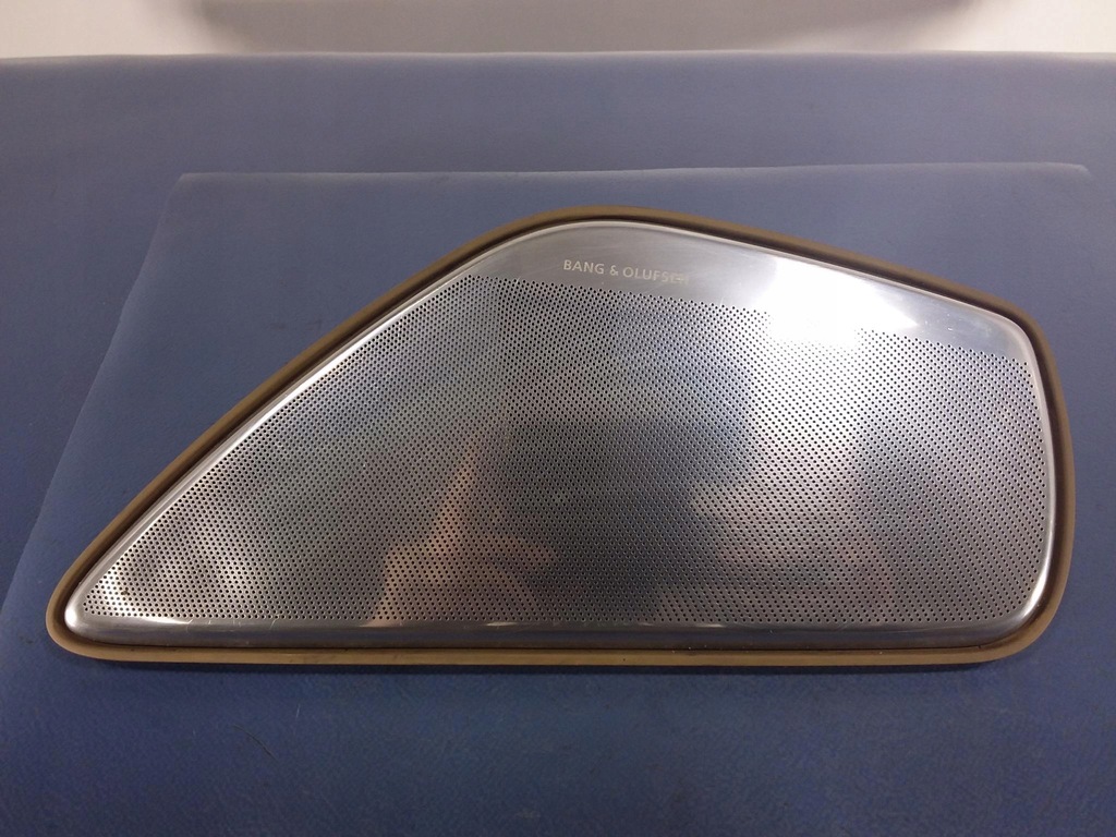 фото №1, Audi a8 d4 4h накладка динаміка лівий перед