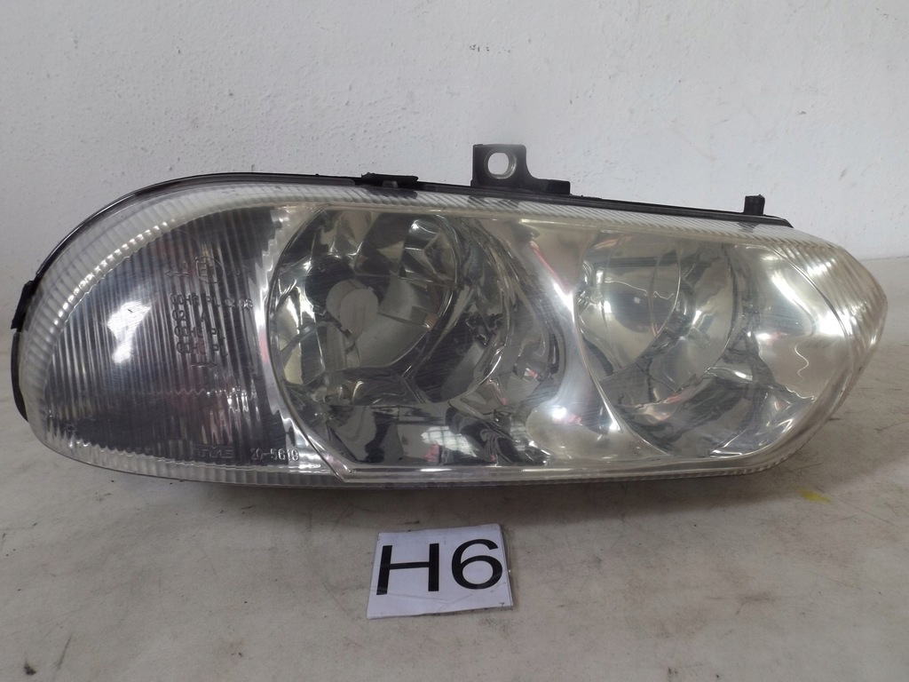 фото №1, Alfa romeo 156 лампа правый перед