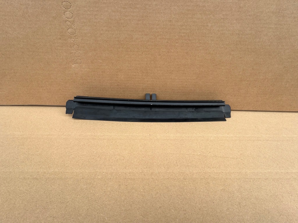 Купить Audi q2 верхний накладка поперечина руль воздуха перед передняя