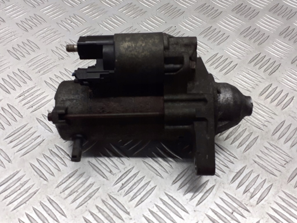 Купити Стартер toyota auris 1.6