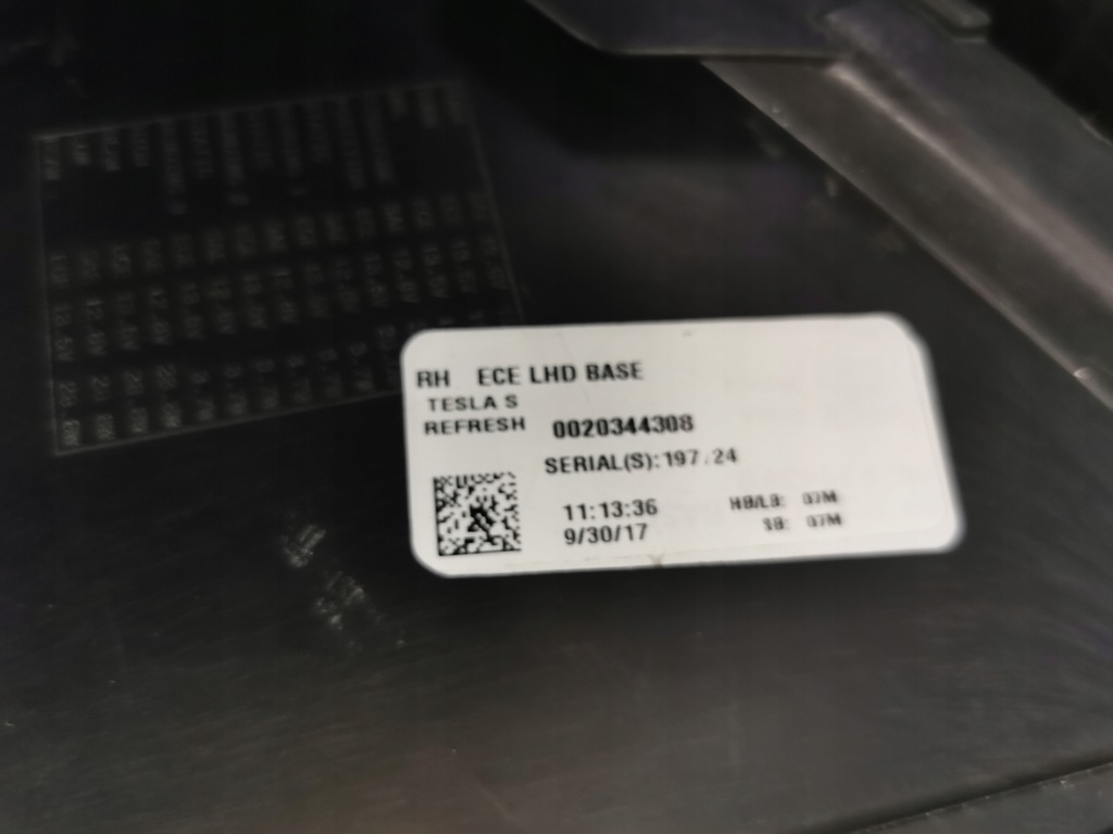 фото №7, Лампа передня права tesla s lift