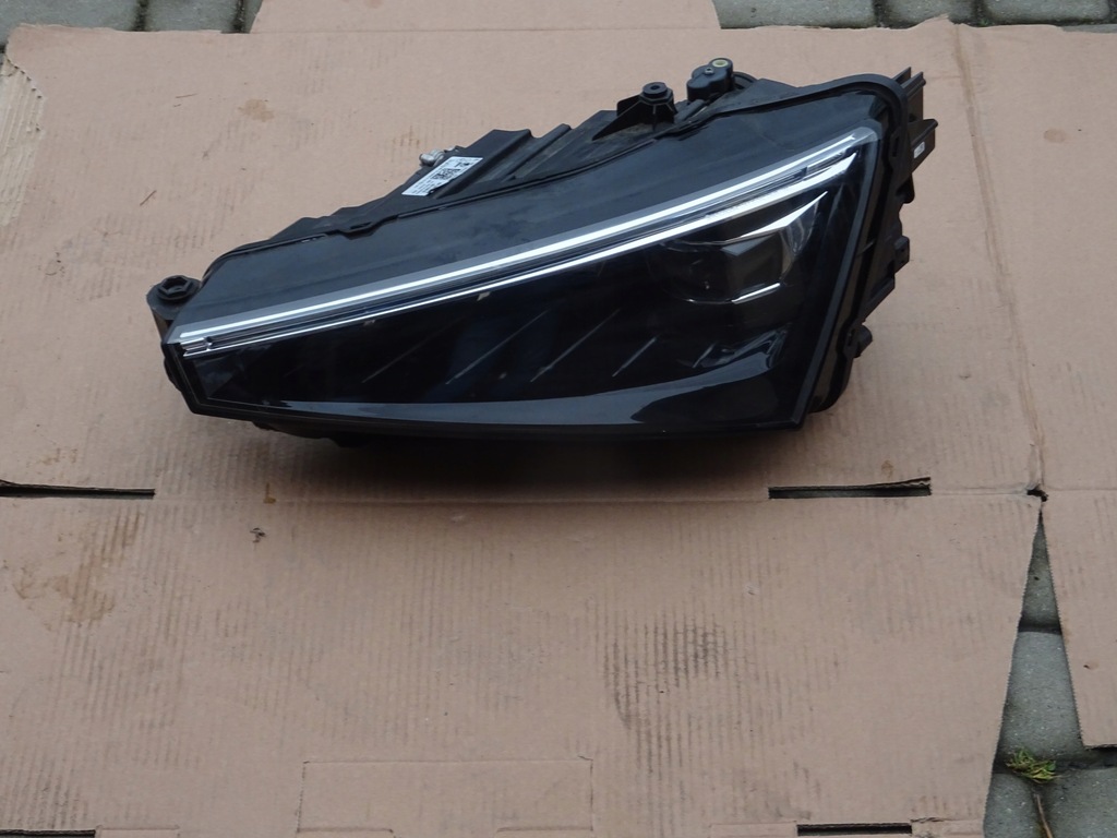 фото №1, Skoda scala лампа левая full led 657941015a bdb