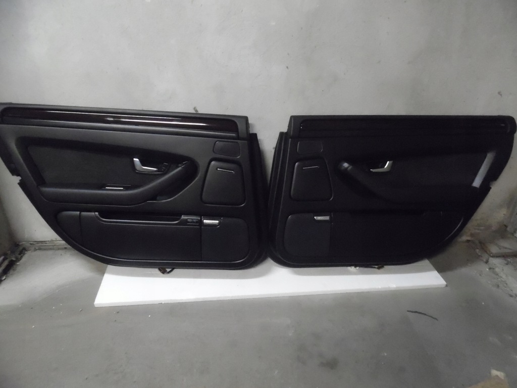 фото №1, Audi a8 d3 long обшивка задняя