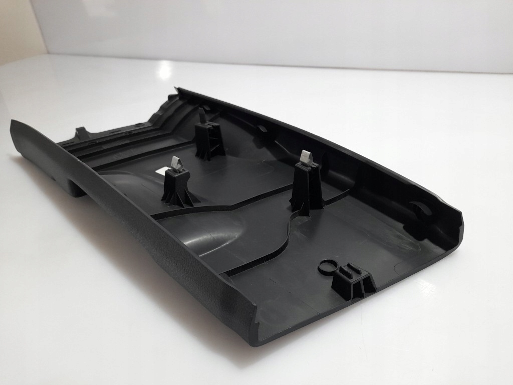 фото №11, Audi a3 8v sportback захист обшивка стійка b права нижня 8v5867240 czarna