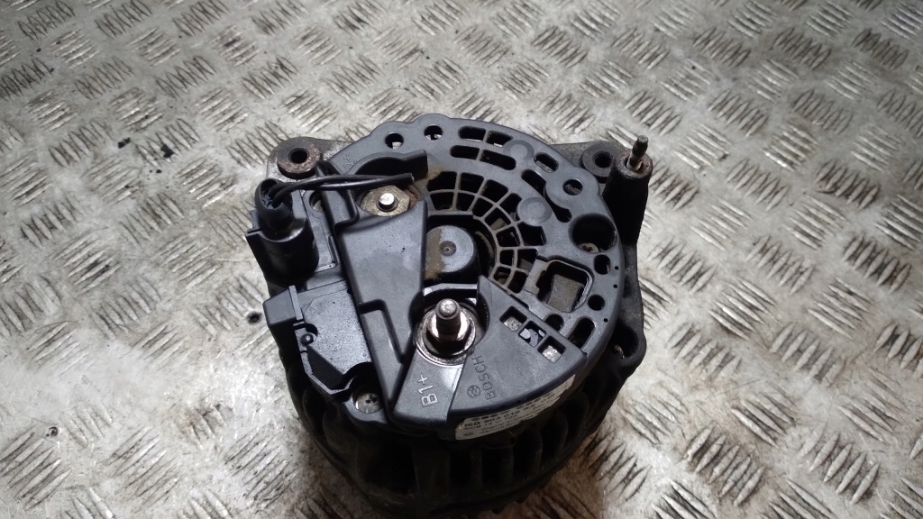 Генератор volkswagen golf 4 06b903018sx 70a в Украине