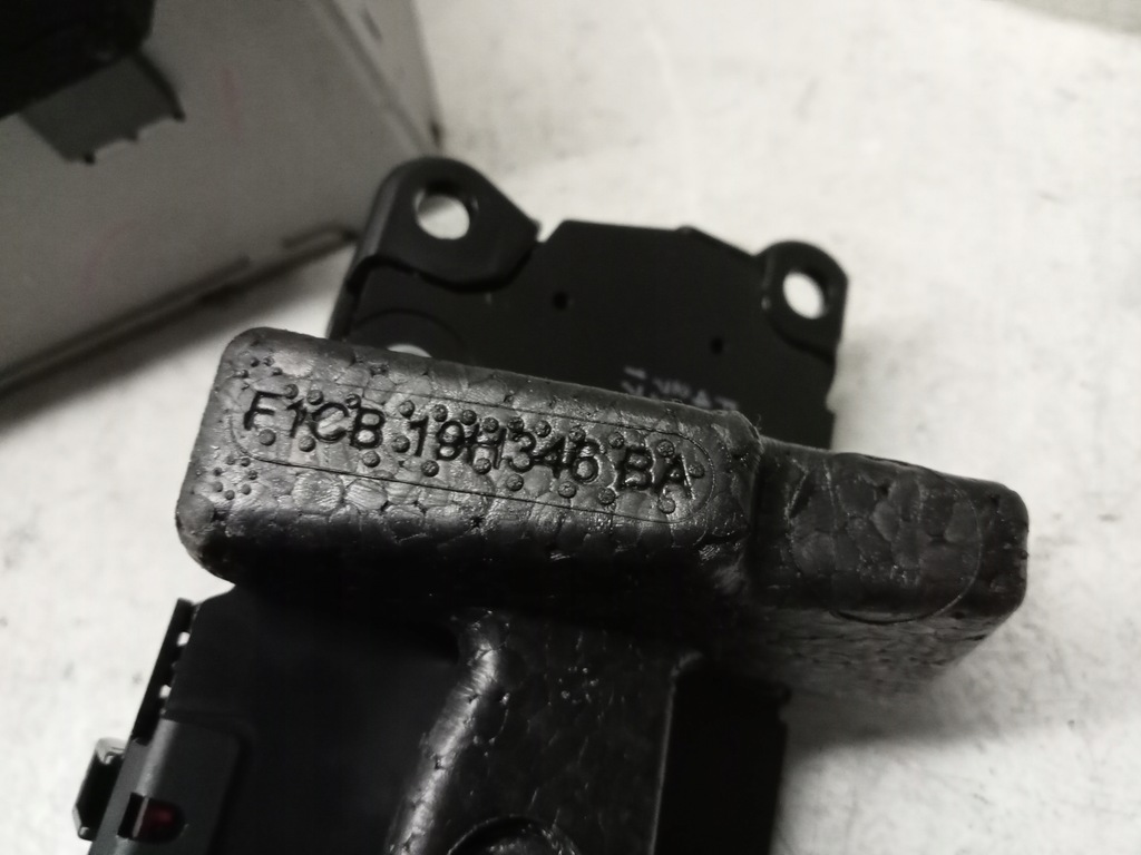 фото №15, Ford c-max mk2 радио навигация дисплей жгут