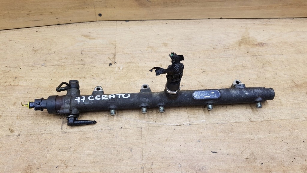 фото №1, Молдинг впрыскная kia cerato 2.0 crdi