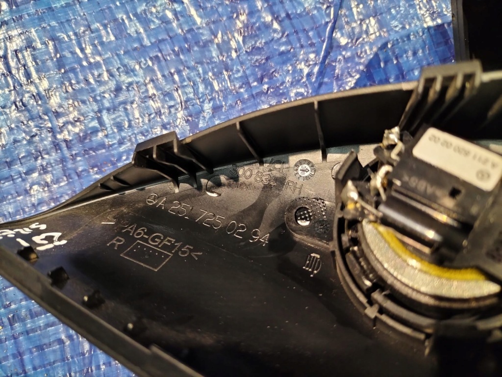 фото №4, Защита треугольник зеркало динамик дверь правый перед mercedes r-klasa w251