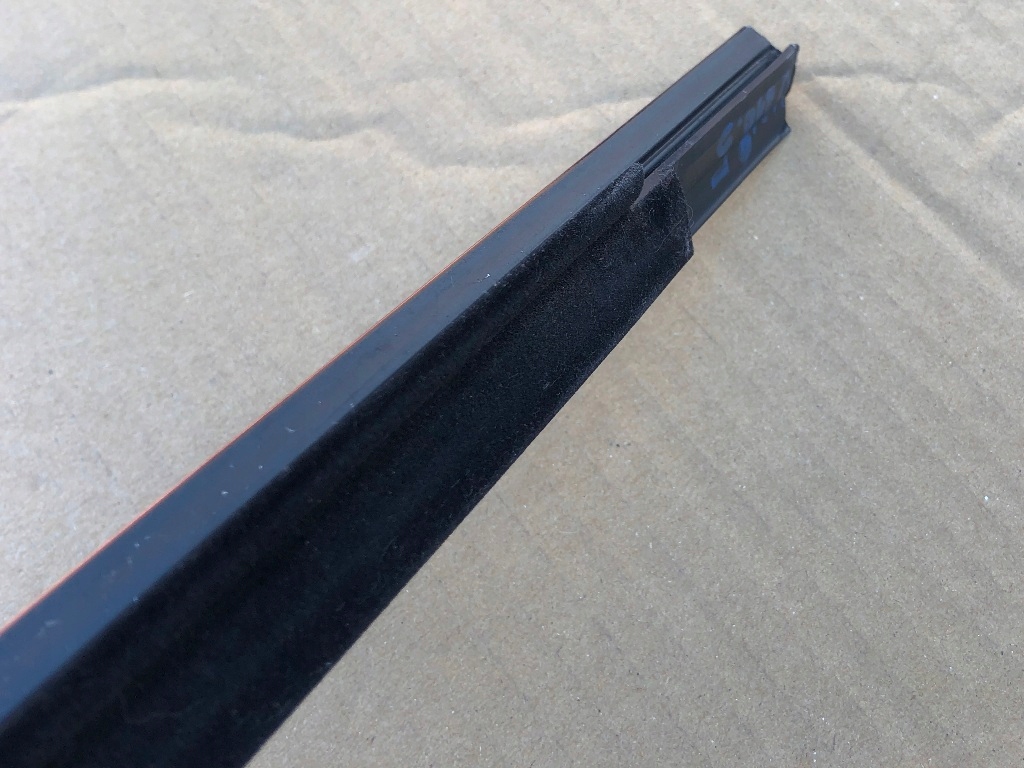 Молдинг декоративна прокладка захисна праві задній 8w8853764c audi rs5 sline Зі Шроту