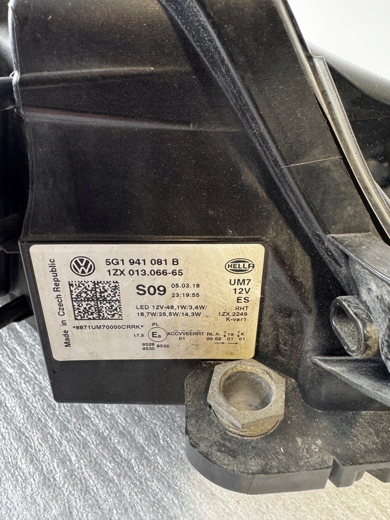 фото №9, Передня комплектна ліва лампа ліва перед volkswagen golf vii 7 lift gte