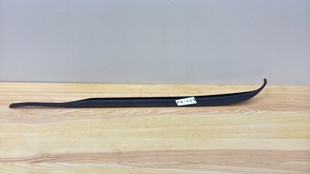 фото №1, Volvo s60 polestar r-design молдинг поріг права накладка 31373403 5g/343