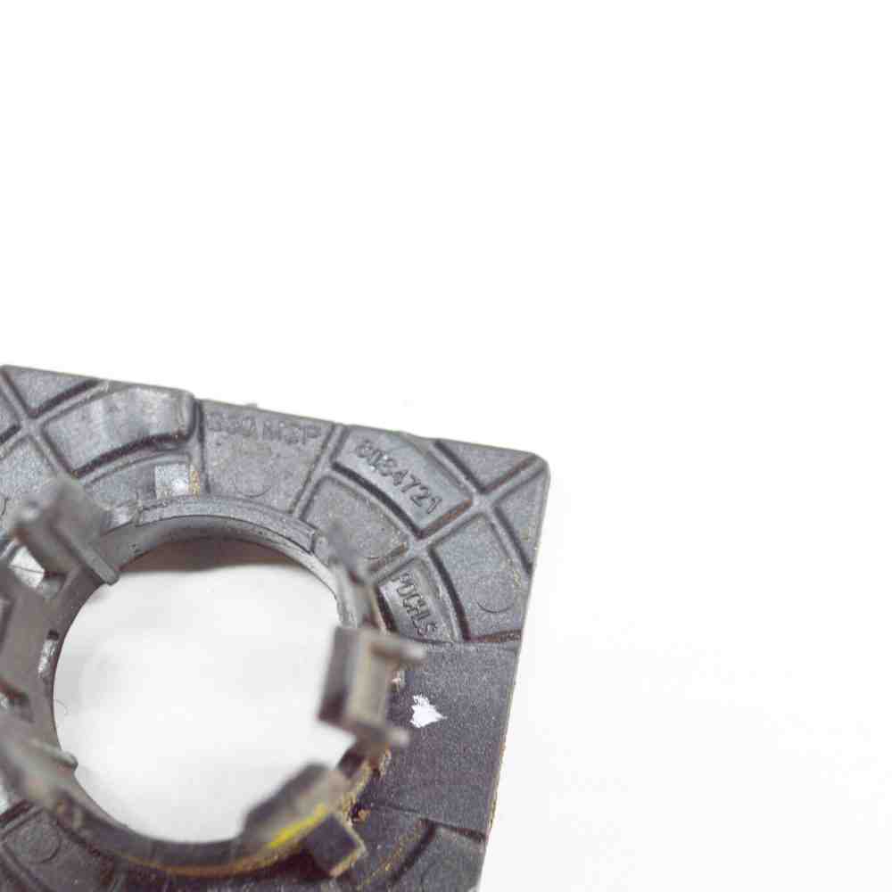 фото №7, Кронштейн датчика парковки bmw 5 g30 8064721 13376447 2.0l 185kw 2018