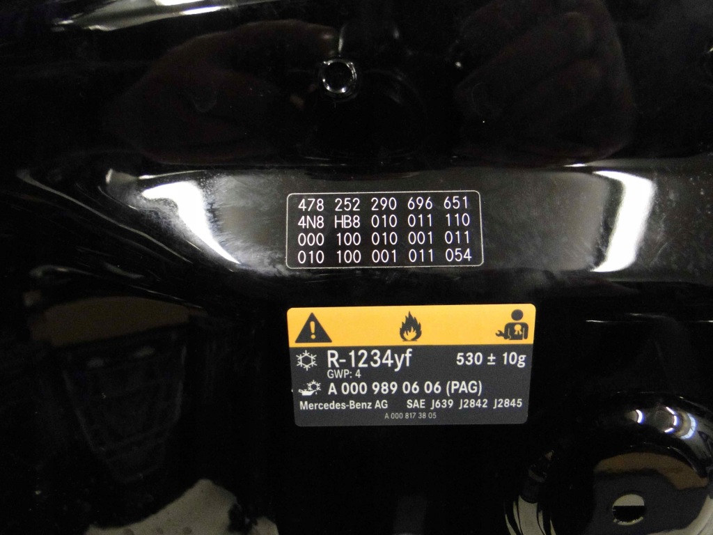 Mercedes eqa h243 243 капот кришка двигуна 696 Ціна