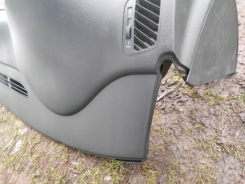 фото №10, Панель приладів консоль audi a6 c5 czarna