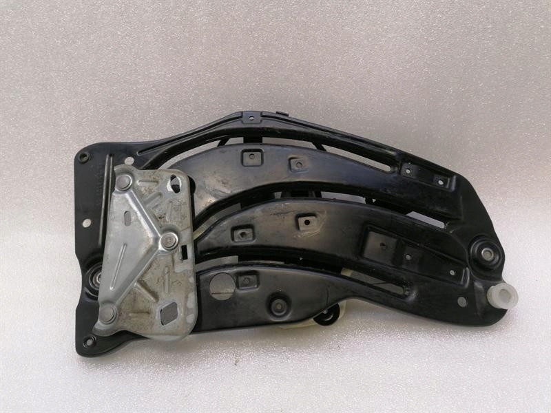 Bentley gt v8s регулятор 3w8839397c 3w8959703f rear в Украине