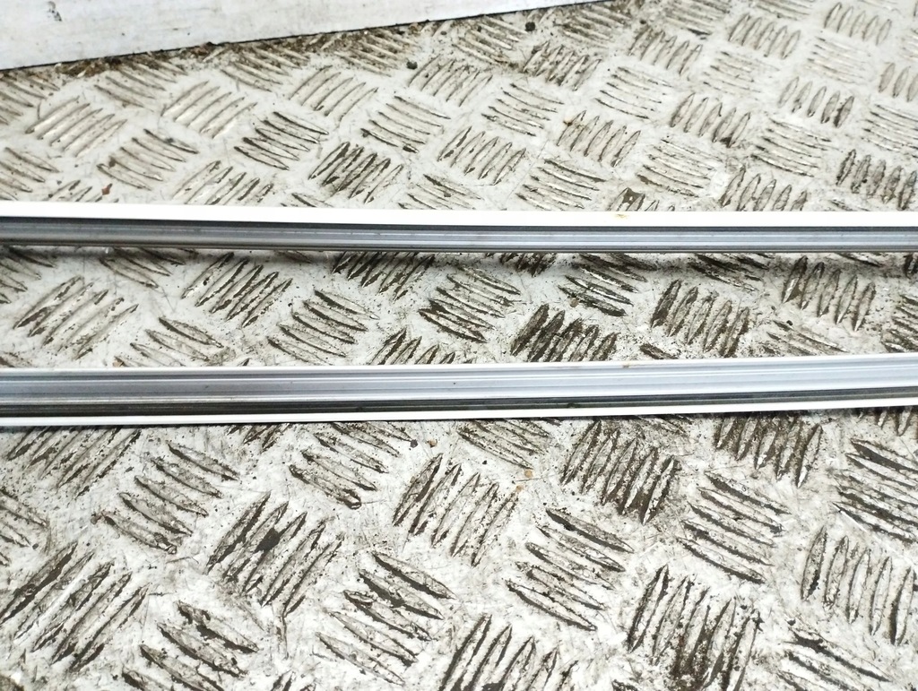 фото №10, Porsche cayenne 9pa 2005 комплект молдинг кровельная