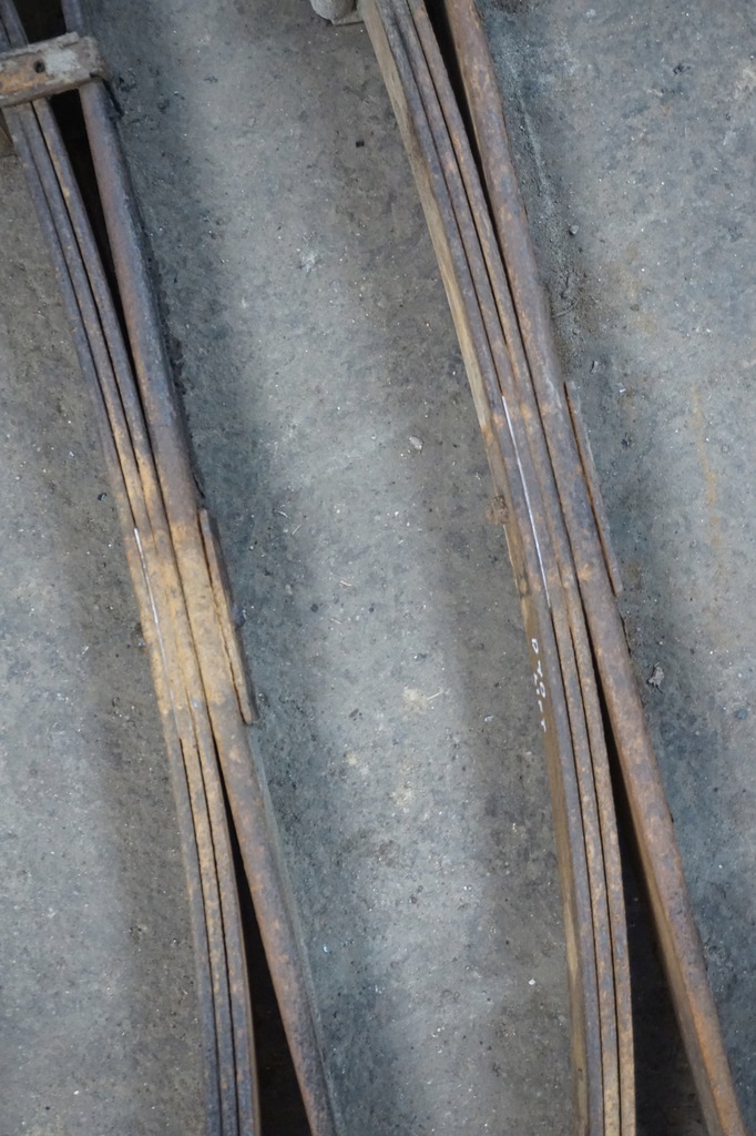 фото №6, Nissan navara d40 рессора задняя задний 4 - щетки 2,5 dci lift 2011r