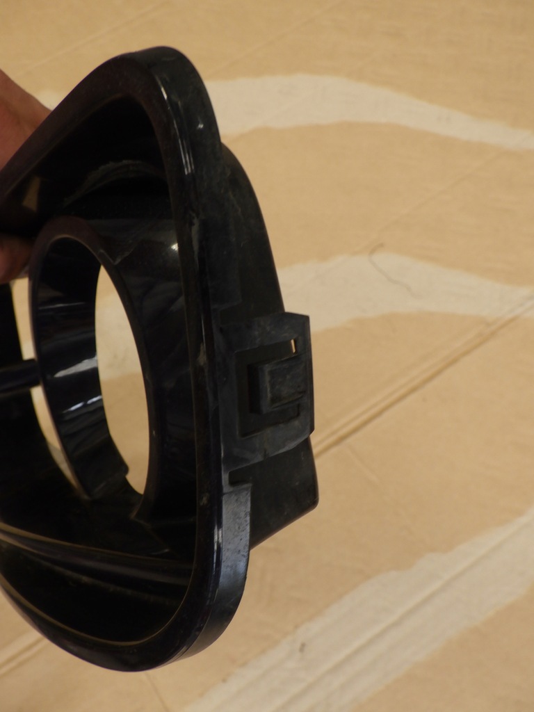 фото №8, Решётка бампера правая 7371668 bmw f20 f21 lift