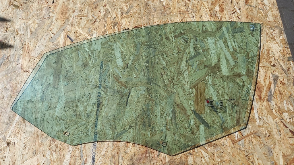 фото №1, Стекло левая перед volvo v60 i 11r dot57 m53 as2