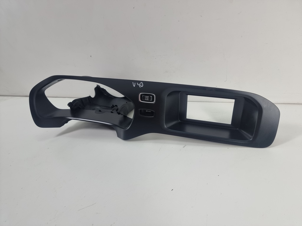 фото №4, Рамка захист спідометра радіо volvo v40 ii 31389537