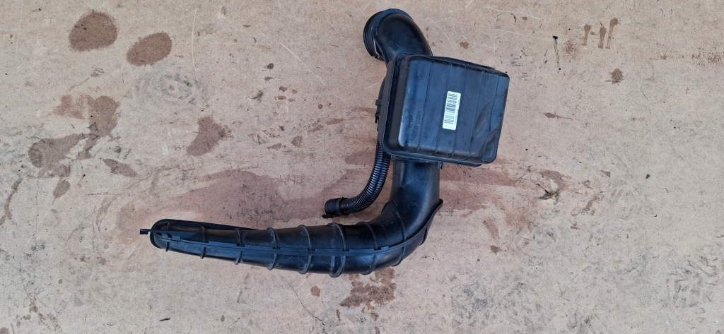 фото №1, Bmw x3 f25 x4 f26 труба впуск воздухозаборник воздуха резонатор 8512249 7812946