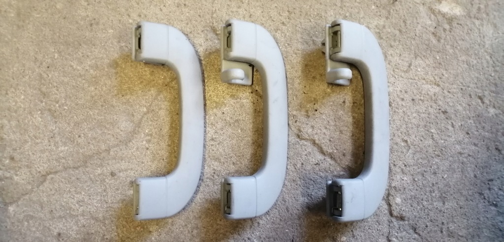 фото №1, Mitsubishi colt 04-12 ручка кронштейн потолочный