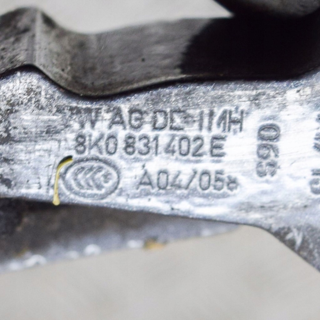 фото №6, Audi a5 sportback 8ta 2013 петля верхний дверь задних