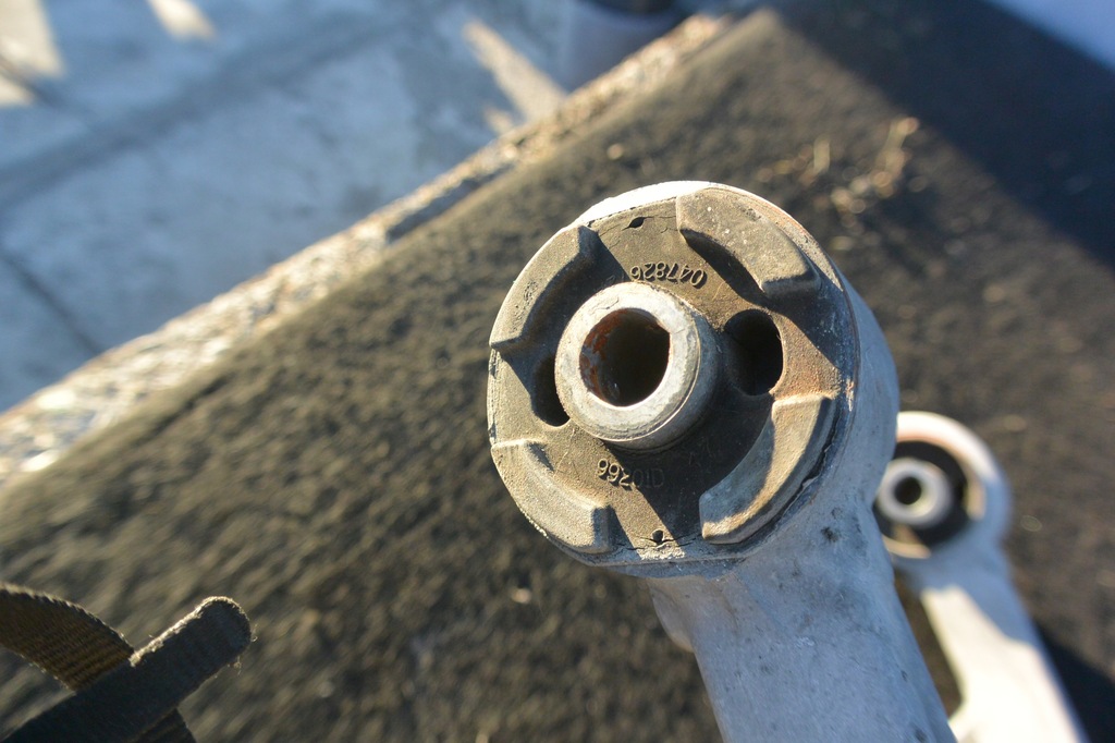 фото №7, Maserati quattroporte ghibli важіль правий верхній перед