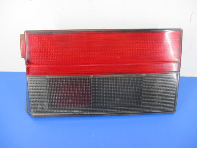 фото №1, Seat toledo i лампа задняя левая крышки оригинал