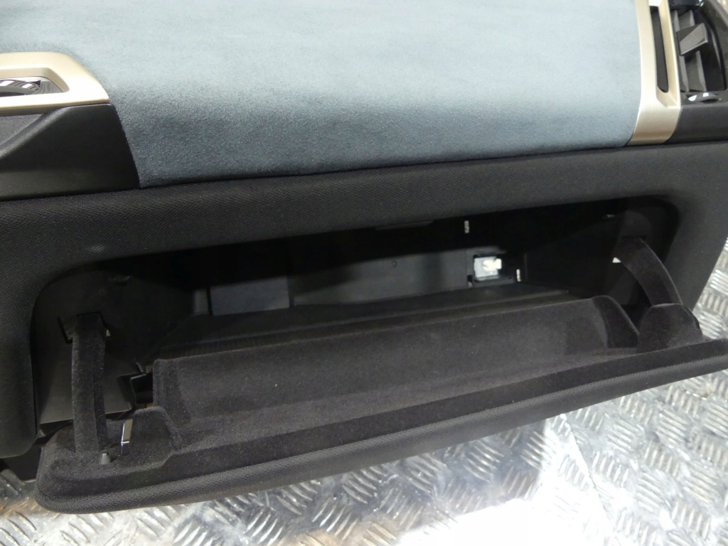 фото №15, Bmw ix i20 приборная панель приборная консоль alcantara stonegrey 9631799 9630343